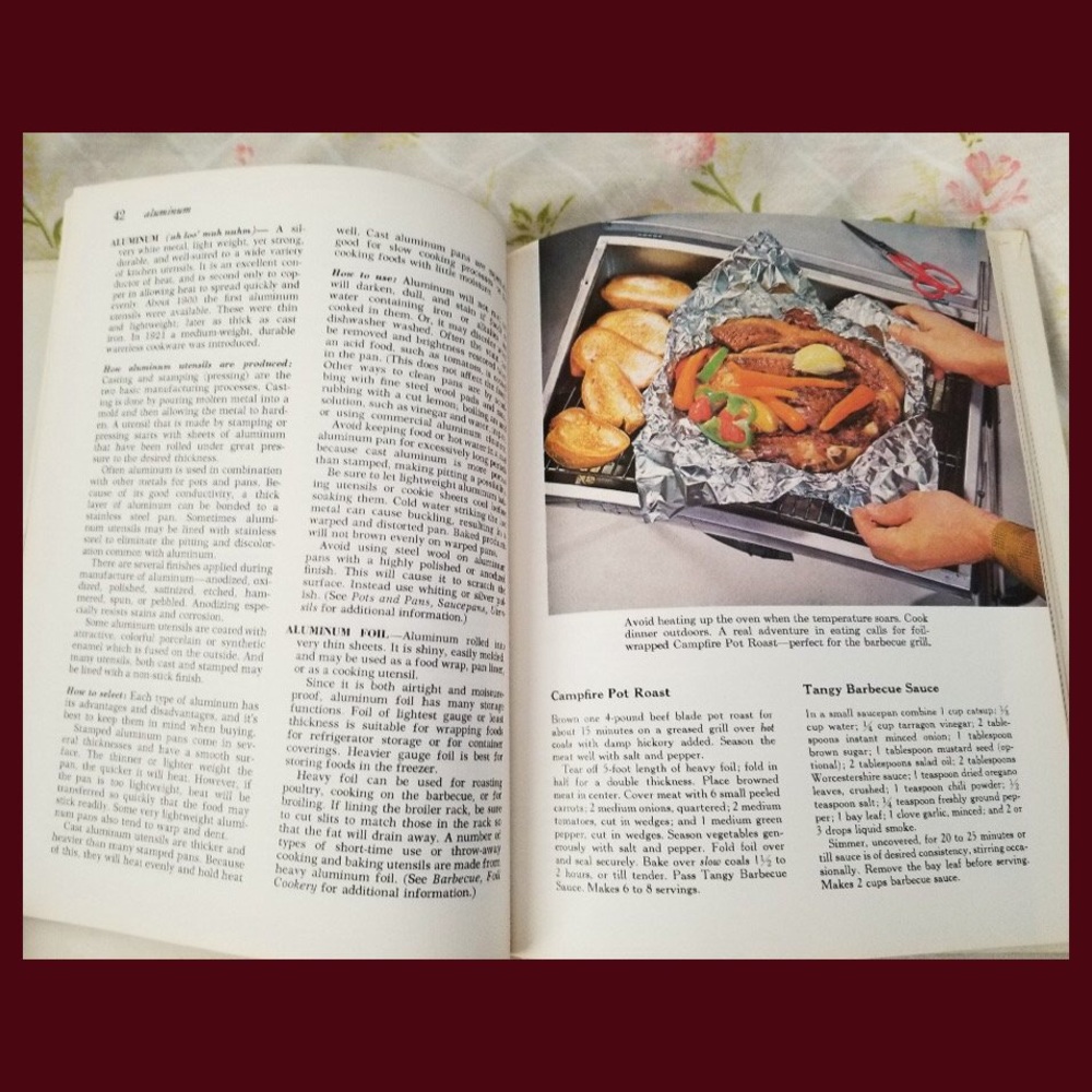 VTG Better Homes & Gardens Encyclopedia of Cooking - Picture 9 of 9
